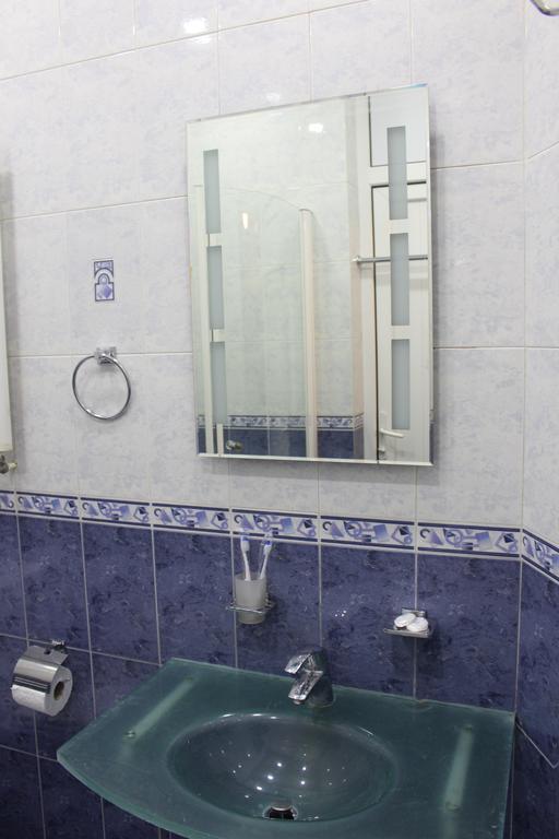 V Park Hotel Tbilisi Quarto foto